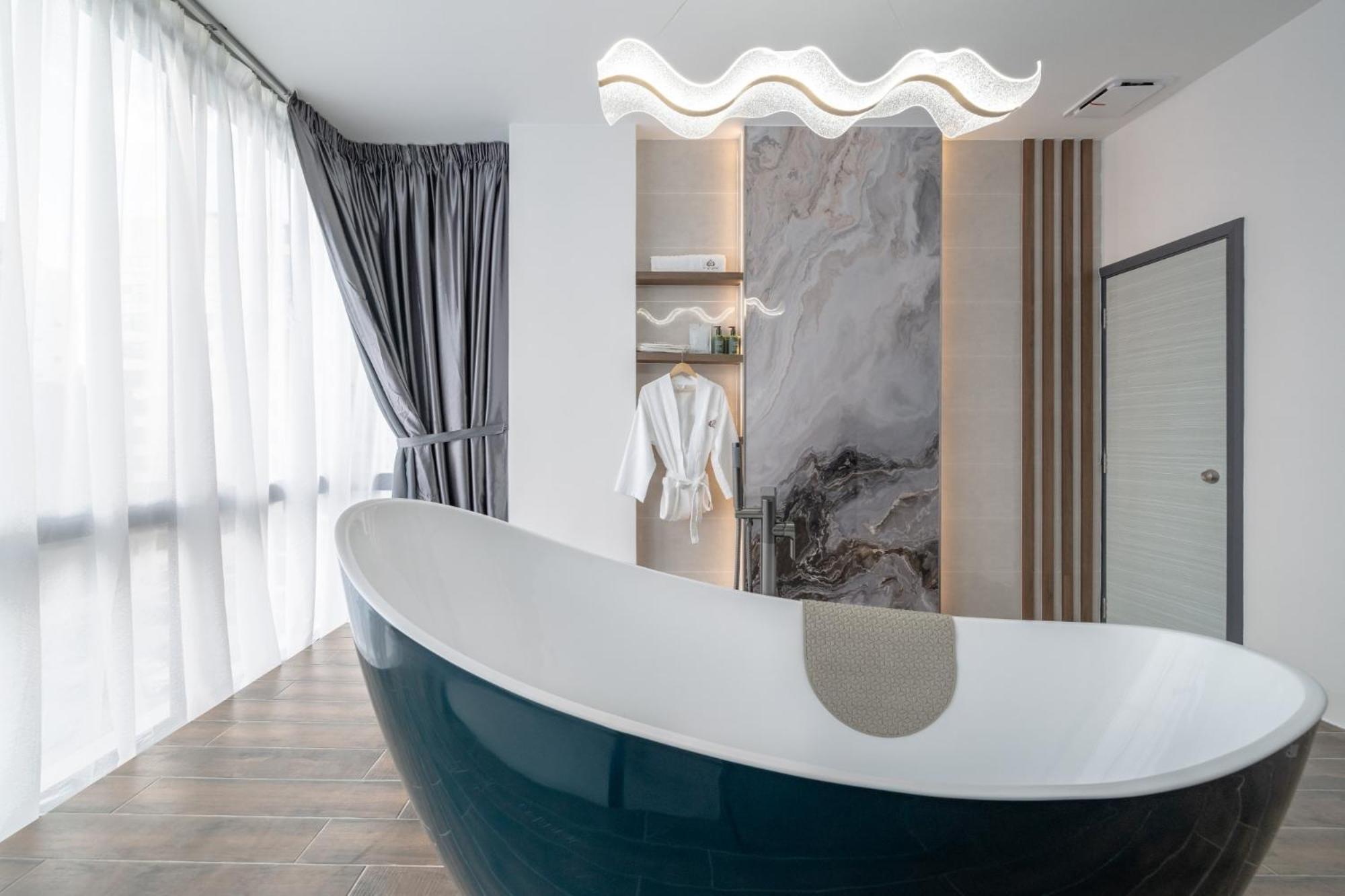 Saturn Hotel George Town Zewnętrze zdjęcie