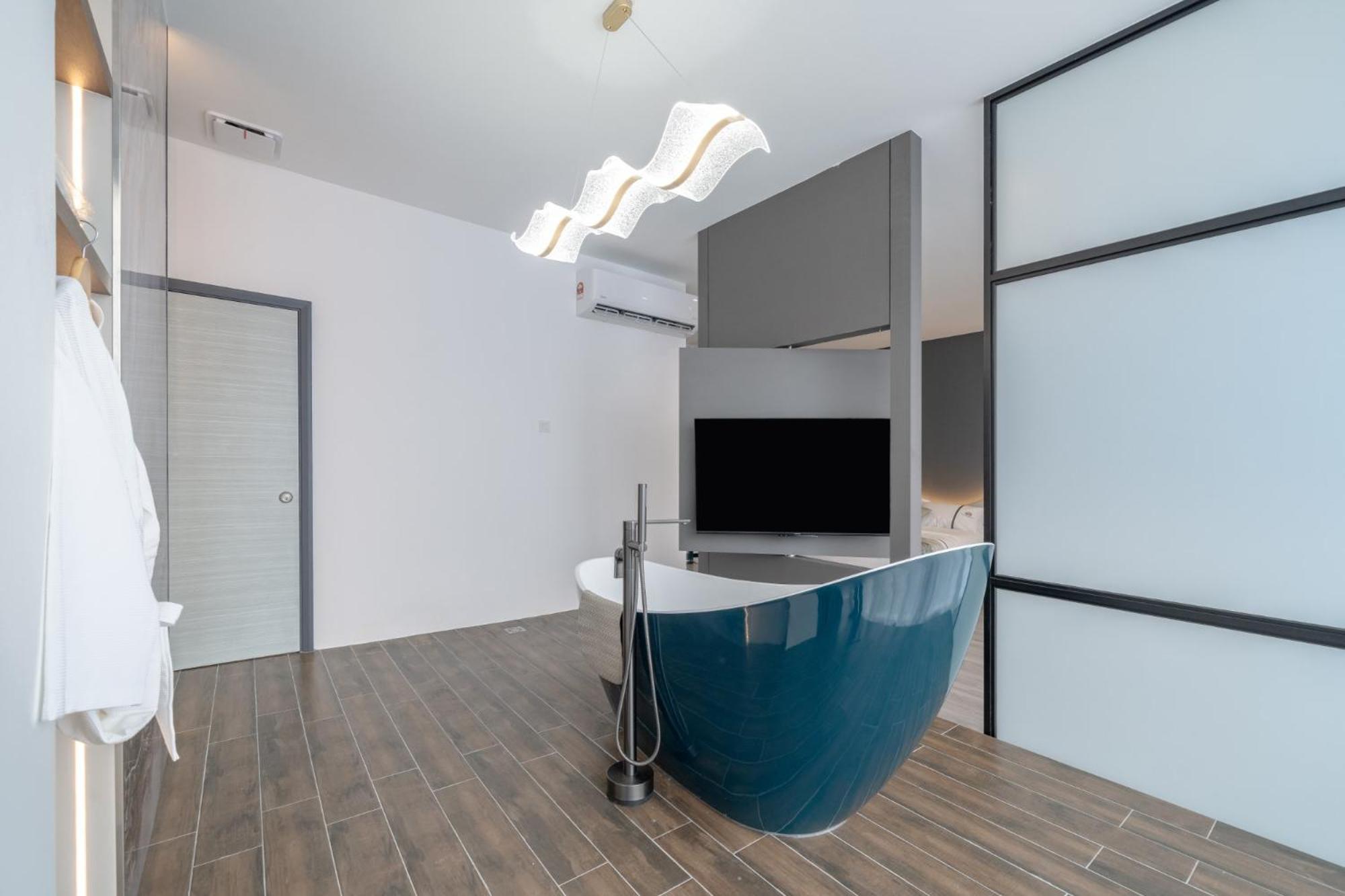 Saturn Hotel George Town Zewnętrze zdjęcie